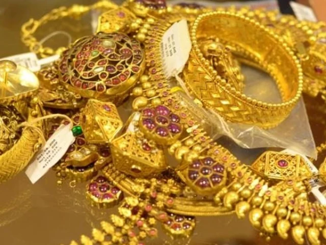  Gold prices continue upward